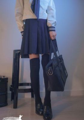 丰胸哺乳标清_标清
